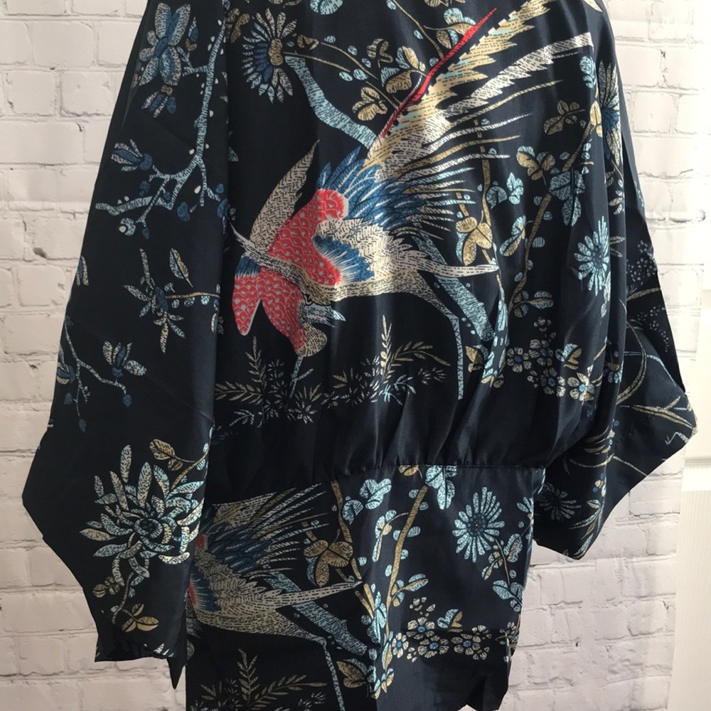 ✔️RE-STOCKED. Blue Kimono - Perfect for Summer! - Picture 7 of 7